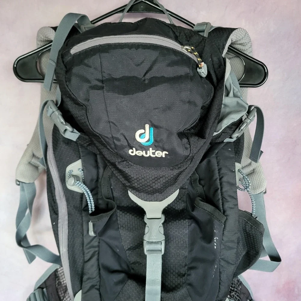 Deuter gently used